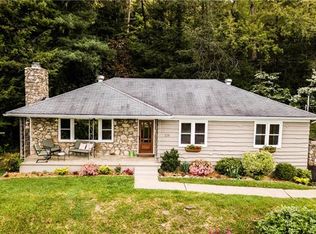 129 Lookout Dr, Asheville, NC 28804