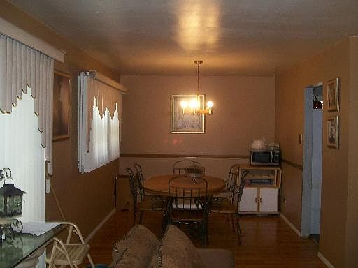 5th image of 16923 Glen Oaks Dr