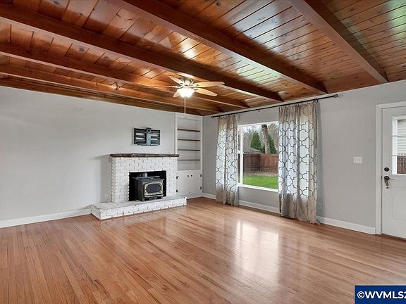 5th image of 1689 Georgia Ave SE