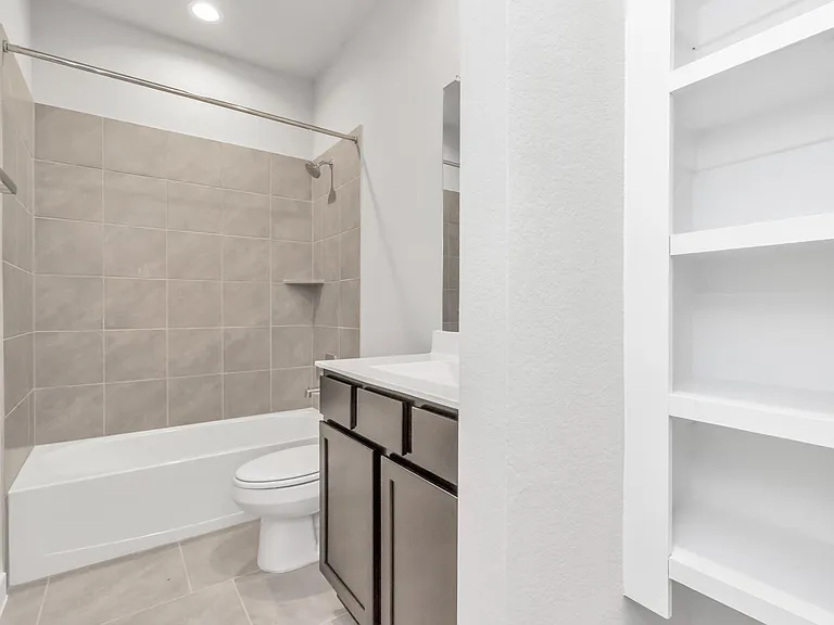 3020 Gunnersbury Dr — Photo 21