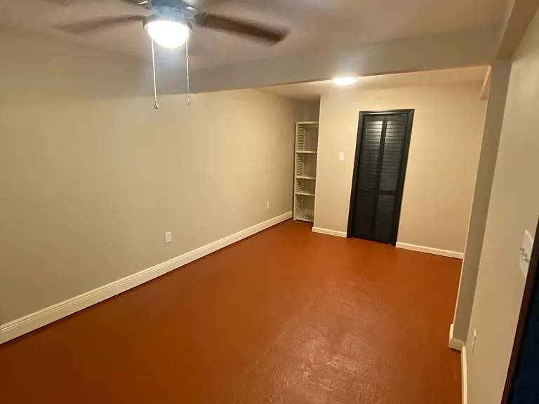 3540 N Foster Dr — Photo 5