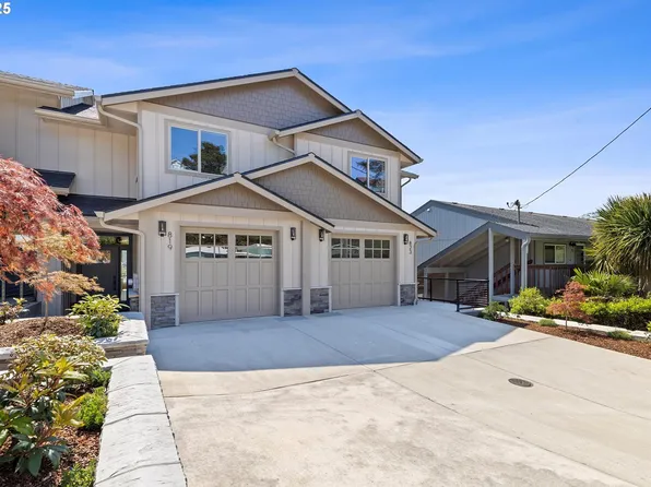 819 SW 13th St #2, Newport, OR 97365