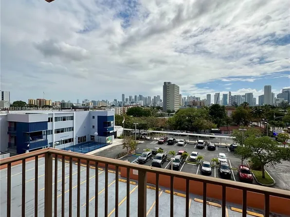199 SW 12th Ave APT 415B, Miami, FL 33130