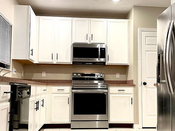 5th image of 30050 Mossbank Dr