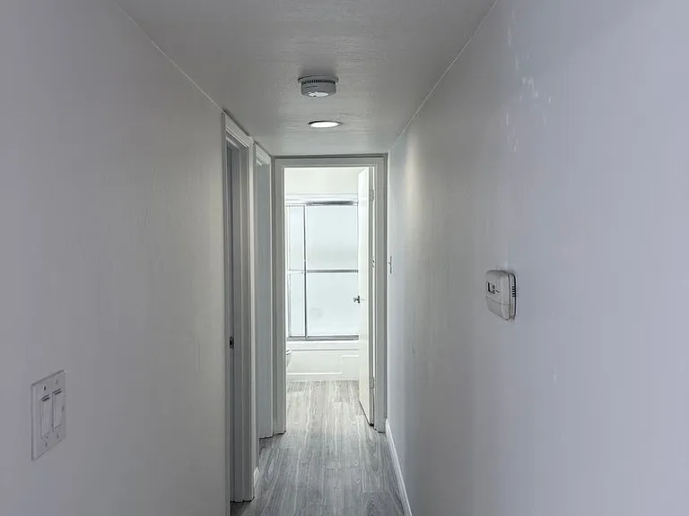 Tyb - 1120 Douglas Av. — Photo 5