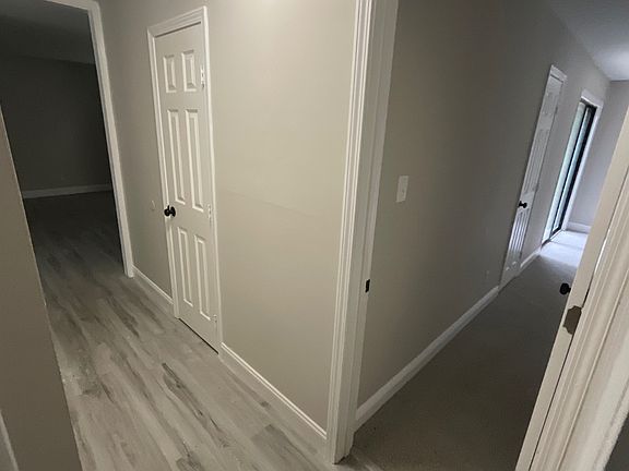 5th image of 417 Bryan Dr