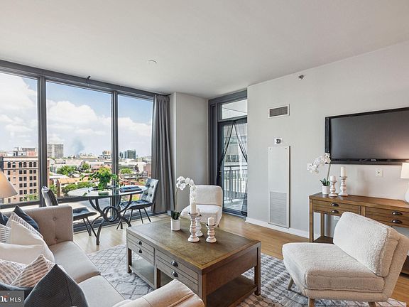 2nd image of 2101 Market St Unit 808