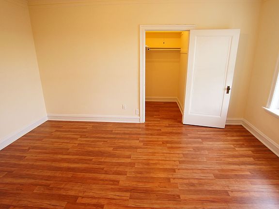2nd image of 2536 N Sawyer Ave #944