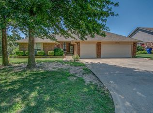 1501 W Oak St, El Reno, OK 73036