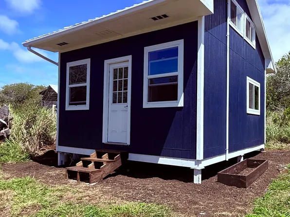 94 Pele St, Naalehu, HI 96772