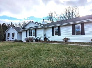 543 Hill St, Walworth, WI 53184