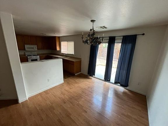 5th image of 11126 Tuscolana St