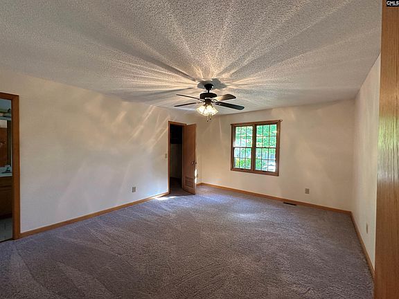5th image of 207 Blueberry Dr