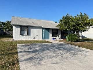 1st image of 3229 Foxridge Court #3229