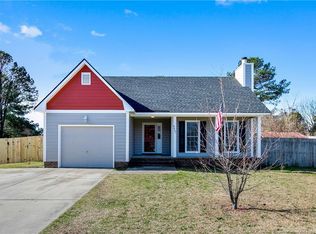 6447 Bailey Lake Rd, Fayetteville, NC 28304