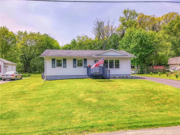 31 Wickham Drive, Warwick, NY 10990