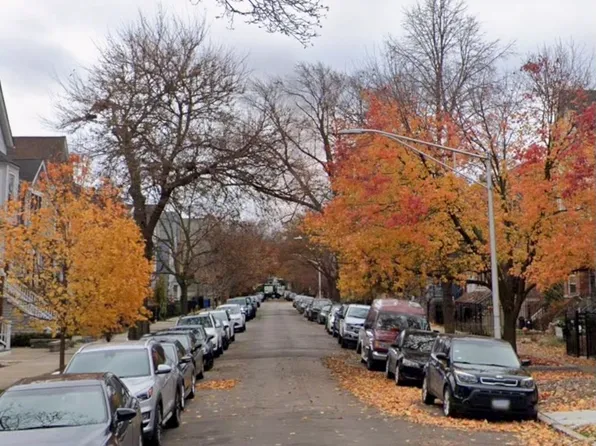 (undisclosed Address), Chicago, IL 60618