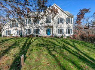 93 Kendal Ct, Guilford, CT 06437