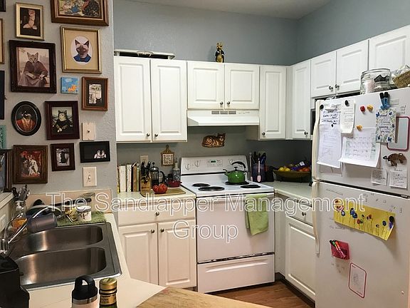 3rd image of 60 Fenwick Hall Aly APT 426
