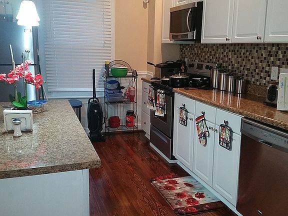 2nd image of 2428 Hanover Ave NW