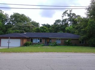 1066 W Parkridge Cir, Jacksonville, FL 32211