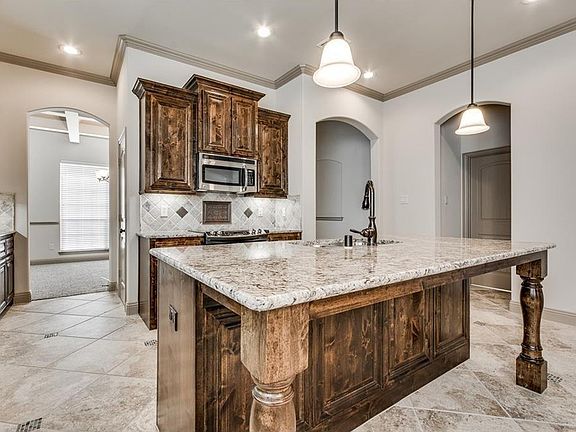 2nd image of 3138 Marble Falls Dr