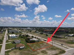 2012 Skyline Blvd, Cape Coral, FL 33991