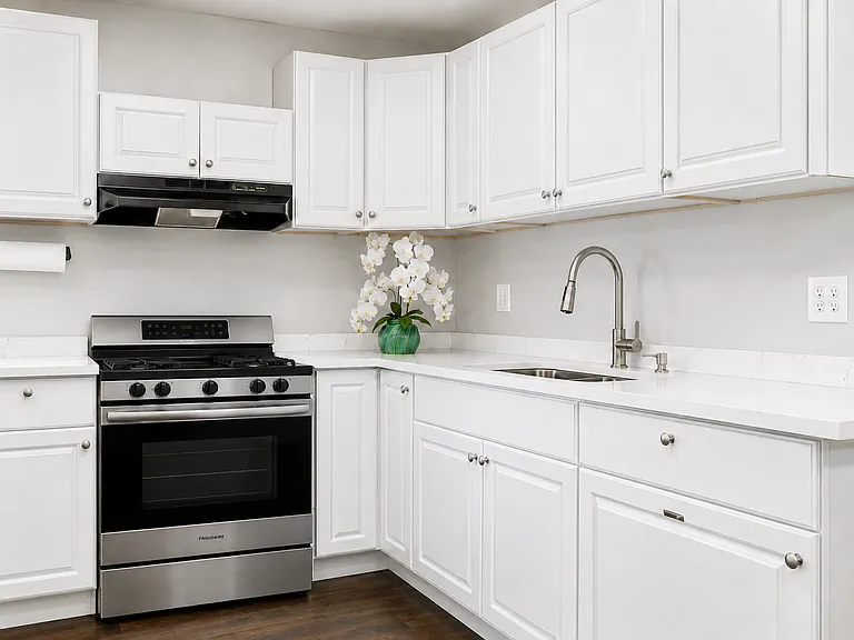 24 Tracey St #1 — Photo 1