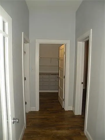 555 S 5th St — Photo 11