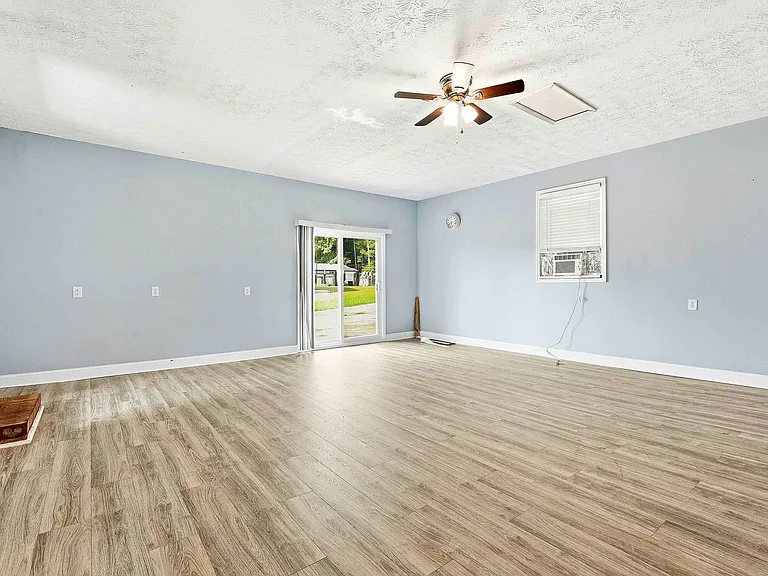 230 New Oak Ridge Trl — Photo 12