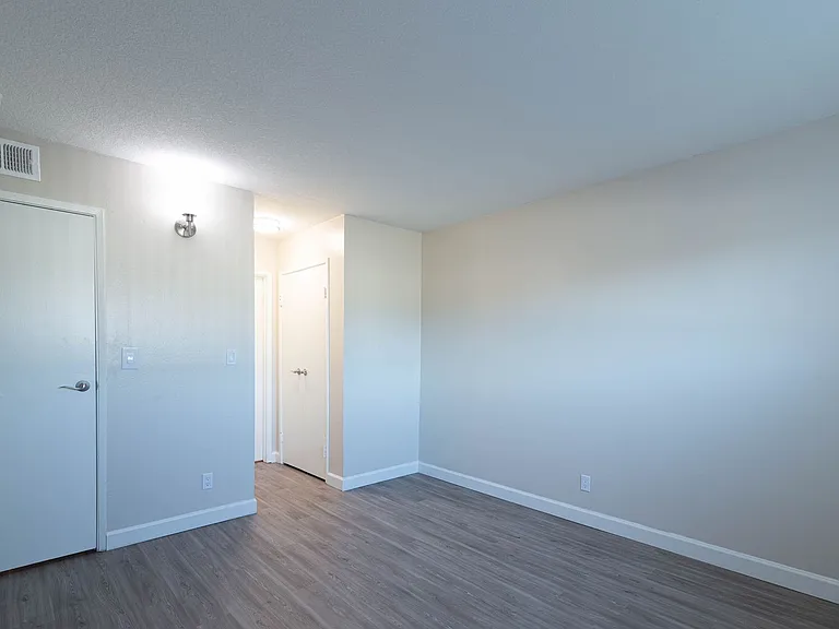 MAGNOLIA WEST APARTMENTS- RIVERSIDE, CA — Photo 111