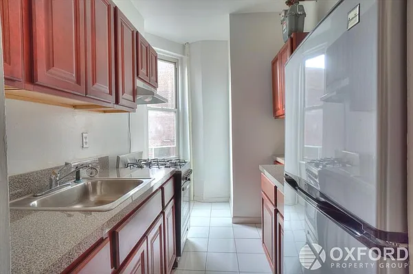 Rented by Oxford Property Group | media 36