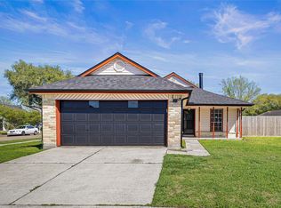 8210 Windfall Ct, Houston, TX 77040