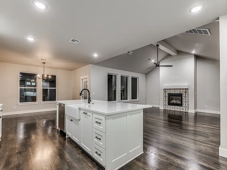 8225 Jenny Ln — Photo 42
