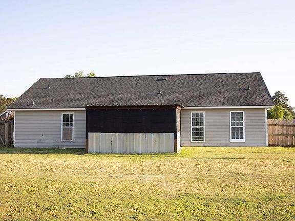 4th image of 54 Lee Road 2148