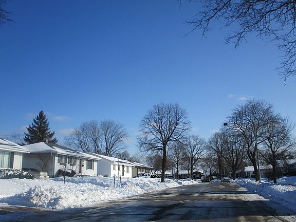 5th image of 6673 W Brentwood Ave