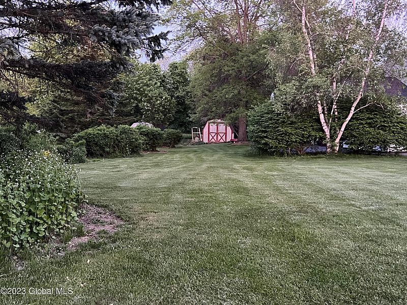 3rd image of 6 Marian Court