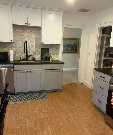 Large kitchen