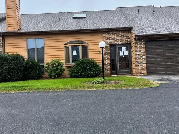 95 Westview Mnr #95, York, PA 17408