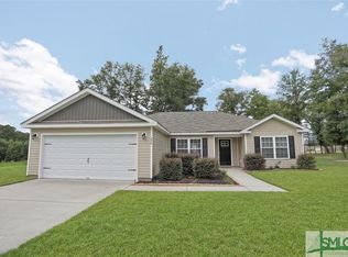 220 Crape Myrtle Ct, Springfield, GA 31329