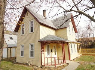 513 Bird St, Elgin, IL 60123