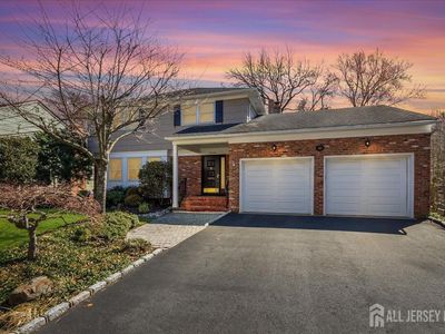 41 Stirling Ct, Metuchen, NJ, 08840