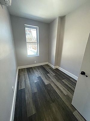 4th image of 795 McDonald Ave #2