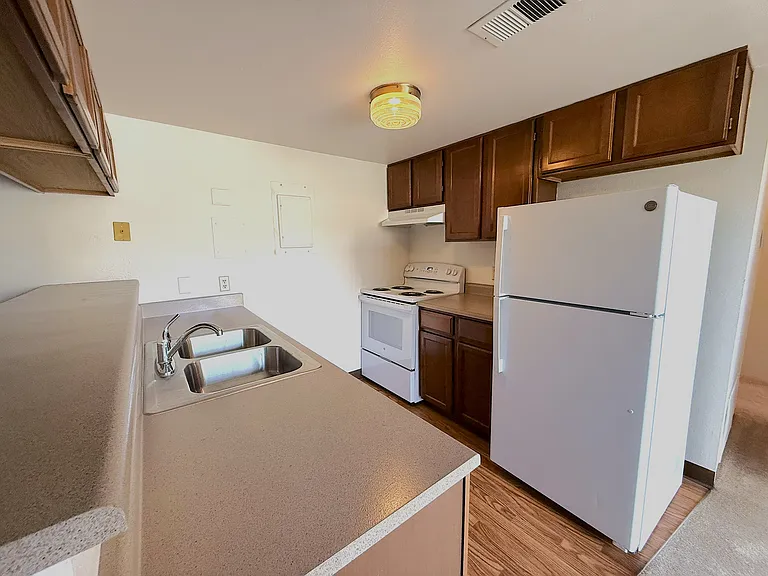 Woodstone Village Apartments — Photo 13