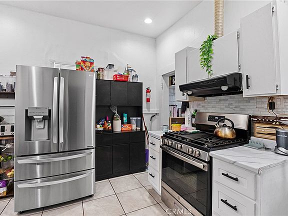 5th image of 1719 Bissell Ave