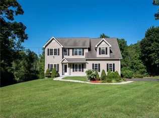 21 Geiger Rd, New Milford, CT 06776