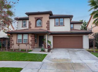 2327 N Fallbrook Dr, Los Banos, CA