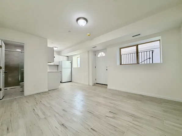 104 Burke Ave #1, Staten Island, NY 10314