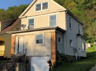 608 2nd Ave E, Beaver Falls, PA 15010