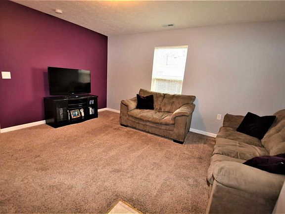 4th image of 1204 Southlea Dr
